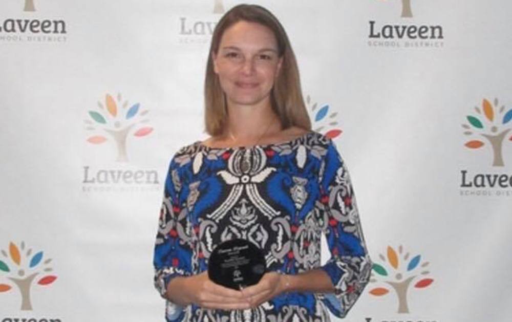 Kristen Glasser received Laveen Legends award